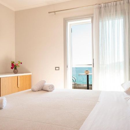 Bed and Breakfast Sonar En El Mar Himara Zewnętrze zdjęcie